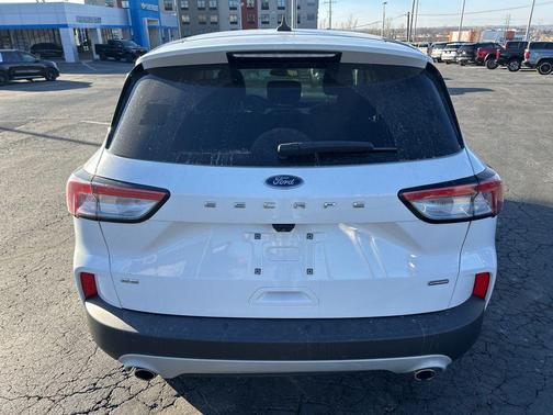 2021 Ford Escape SE