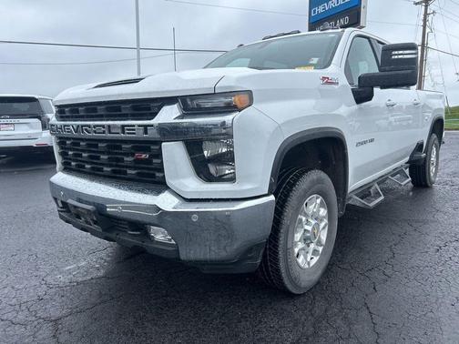Summit White 2023 Chevrolet Silverado 2500 LT