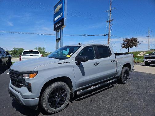Slate Gray Metallic 2024 Chevrolet Silverado 1500 Custom