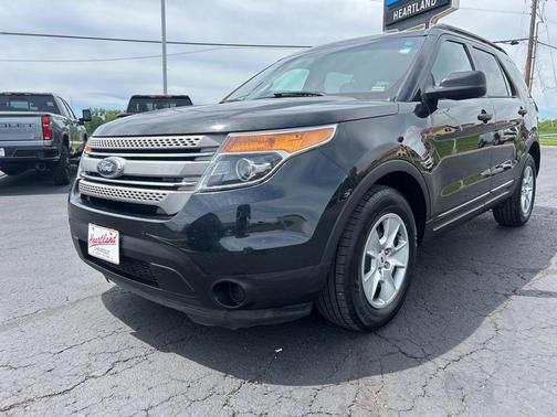 Tuxedo Black Metallic 2014 Ford Explorer Base