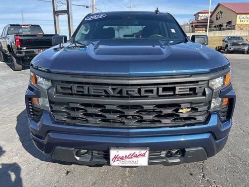 2022 Chevrolet Silverado 1500 Custom