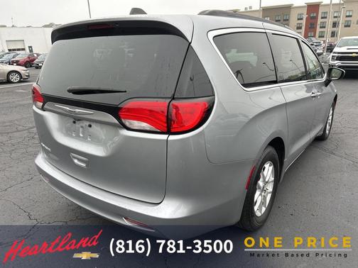 2021 Chrysler Voyager LXI