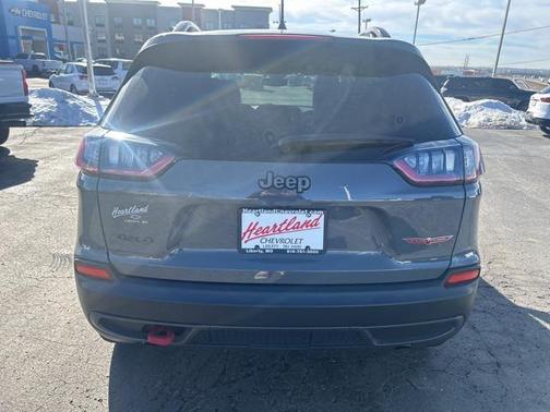 2022 Jeep Cherokee Trailhawk