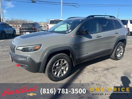 2022 Jeep Cherokee Trailhawk
