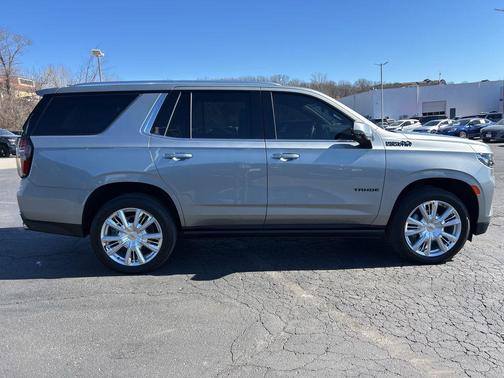2024 Chevrolet Tahoe 4WD High Country