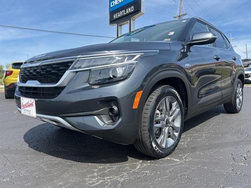 2022 Kia Seltos S