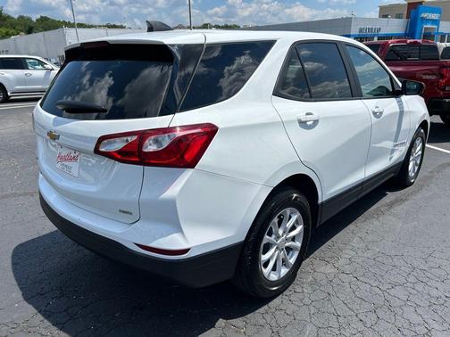 Summit White 2020 Chevrolet Equinox LS