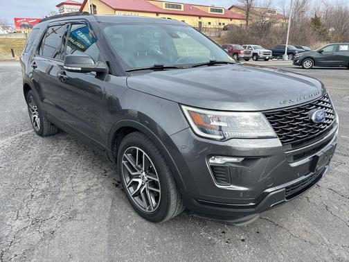 2018 Ford Explorer Sport
