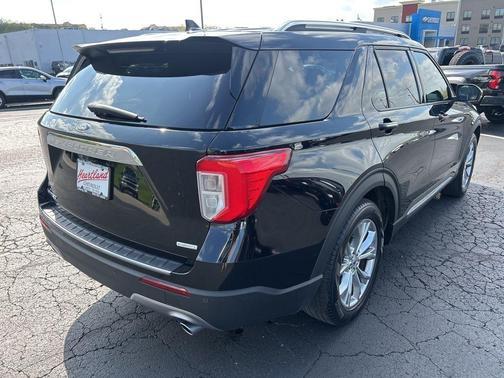 Black Metallic 2020 Ford Explorer Limited