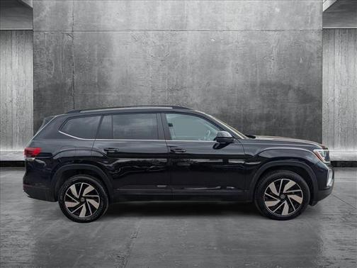 2024 Volkswagen Atlas 2.0T SE w/Technology 4MOTION