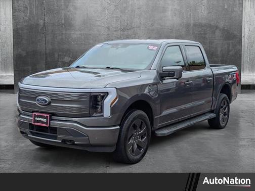 2022 Ford F-150 Lightning LARIAT