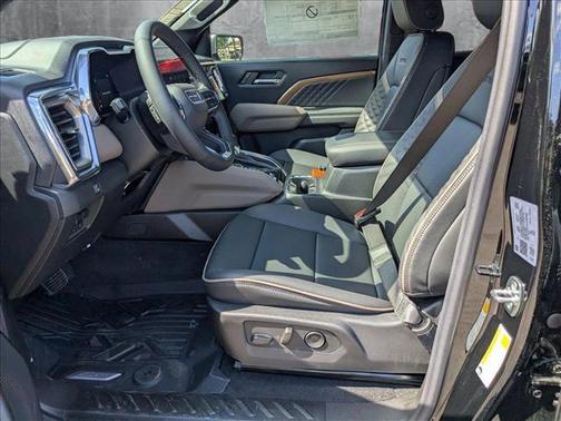 2025 GMC Canyon Denali