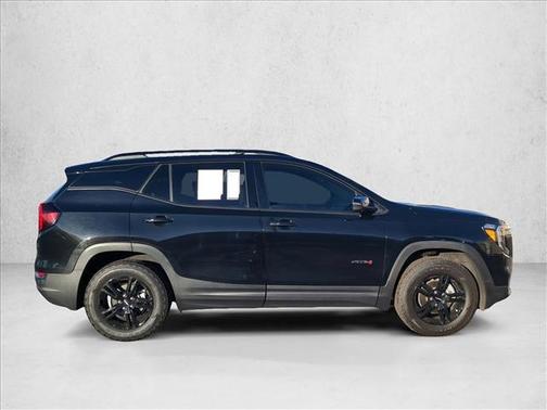 2024 GMC Terrain AWD AT4