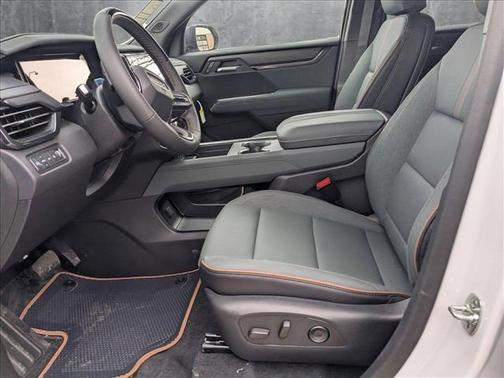 2025 GMC Acadia AWD AT4