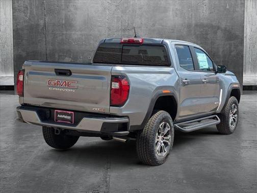 2025 GMC Canyon Base