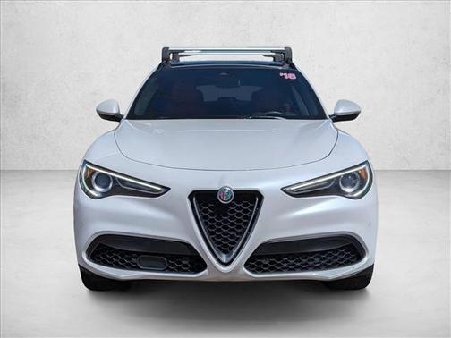 Trofeo White Tri-Coat 2018 Alfa Romeo Stelvio Ti Sport