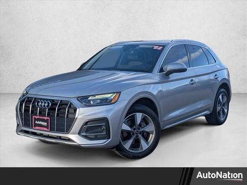 2022 Audi Q5 40 Premium Plus