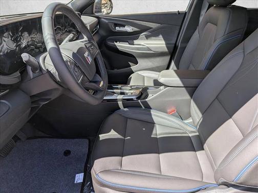 Summit White 2026 Buick Envista Sport Touring FWD