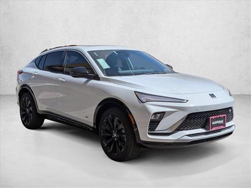 Summit White 2026 Buick Envista Sport Touring FWD