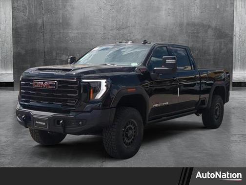 2025 GMC Sierra 2500 AT4