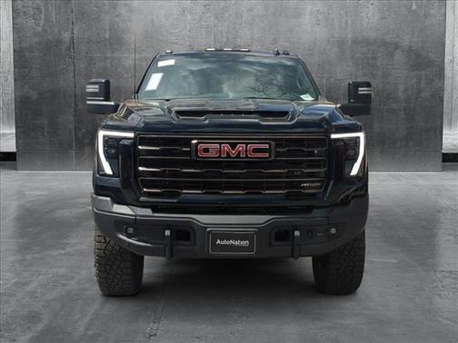 2025 GMC Sierra 2500 AT4
