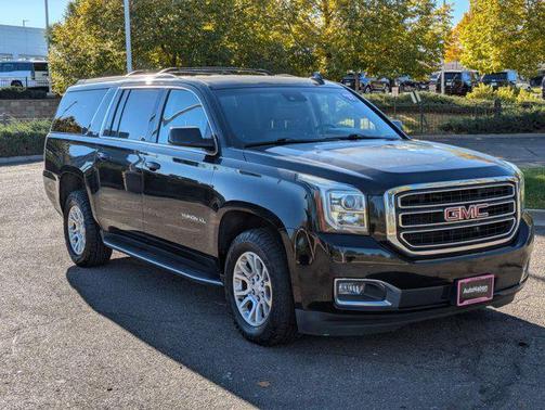 2017 GMC Yukon XL SLT