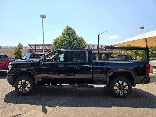 2025 GMC Sierra 2500 Denali