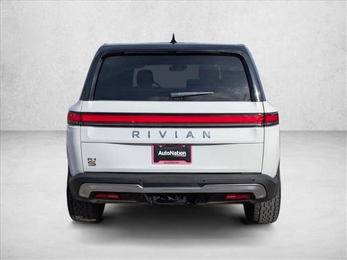 2023 Rivian R1S Adventure