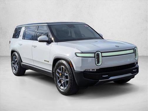 2023 Rivian R1S Adventure