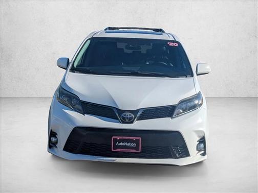 2020 Toyota Sienna SE Premium