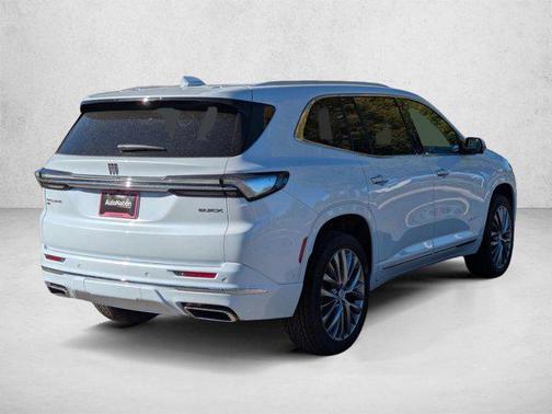 iridescent white tricoat 2026 Buick Enclave Avenir FWD