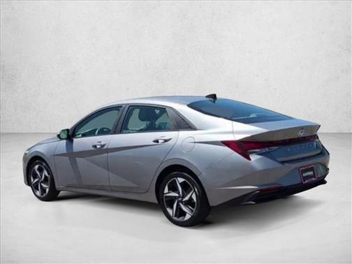 Fluid Metal 2023 Hyundai ELANTRA SEL