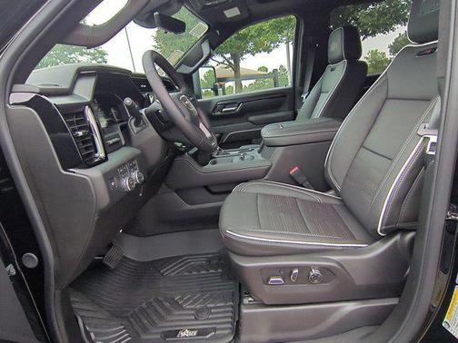 2025 GMC Sierra 2500 AT4