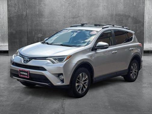 2016 Toyota RAV4 Hybrid XLE