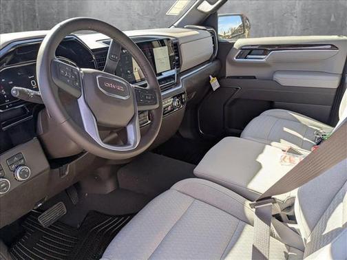 2025 GMC Sierra 1500 SLE