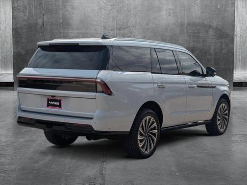 2025 Lincoln Navigator Black Label