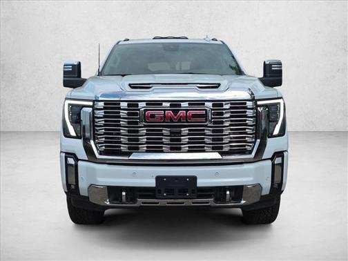 Glacier White Tricoat 2026 GMC Sierra 2500 Denali