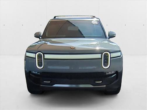 2023 Rivian R1S Adventure