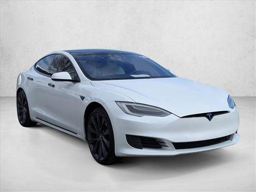 2020 Tesla Model S Long Range