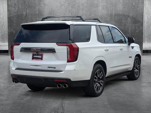 2023 GMC Yukon 4WD AT4