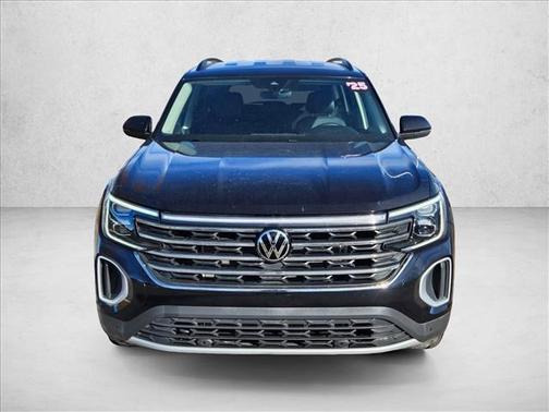 2025 Volkswagen Atlas 2.0T SE w/Technology 4MOTION
