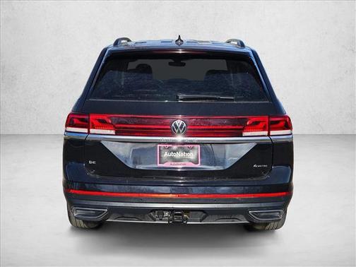 2025 Volkswagen Atlas 2.0T SE w/Technology 4MOTION