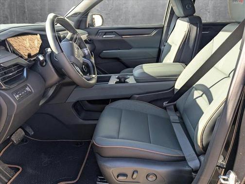 2025 GMC Acadia AWD AT4