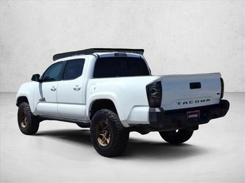 Super White 2017 Toyota Tacoma TRD Sport