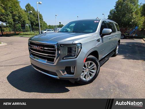 2024 GMC Yukon XL SLT