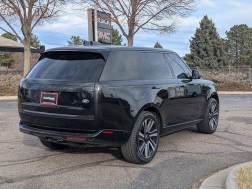 2023 Land Rover Range Rover P530 SE