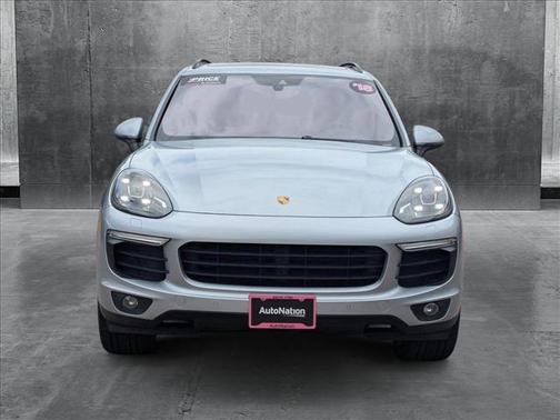 2018 Porsche Cayenne Platinum Edition