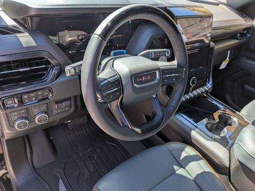 2026 GMC Yukon 4WD AT4