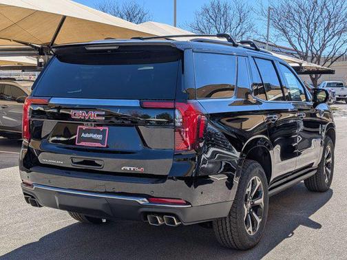 2026 GMC Yukon 4WD AT4