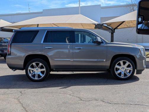 2019 Cadillac Escalade Premium Luxury